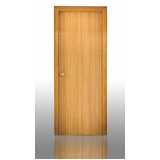 porta lisa pivotante madeira preço Perus